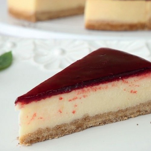 FRAMBUAZLI CHEESECAKE